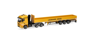 Herpa 953719 Mercedes Benz Arocs Streamspace (mit Kran) Pritschen-Sattelzug "Leonhard Weiss"