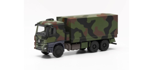 Herpa 746991 Mercedes-Benz Arocs 6x6 Pritsche/Plane "Bundeswehr", flecktarn